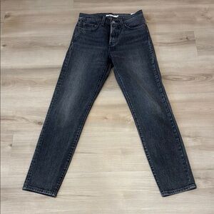 Women’s Levi’s (E) size 24 Wedgie button fly jeans in  a classic Black Denim